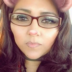 Meet your Posher, Marisol